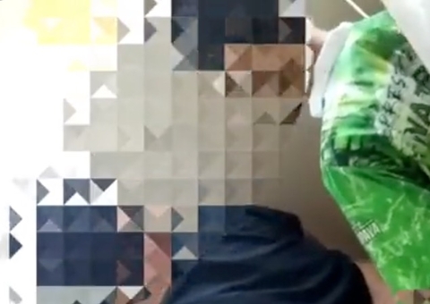 Homens são flagrados fazendo sex0 no banheiro do Sambódromo em Manaus