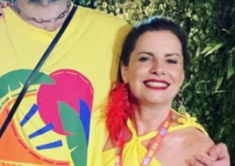 Tamanho do filho de Debora Bloch chama atenção: 'um gigante'