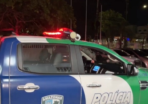 Sem reagir a assalto, passageiro é esfaqueado em ônibus de Manaus