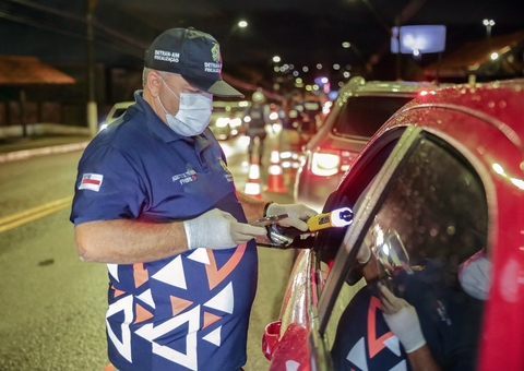 Mais de 140 motoristas são autuados por dirigirem bêbados durante Carnaval em Manaus