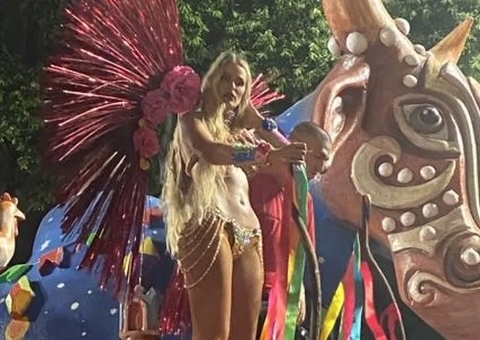 Yasmin Brunet e Grande Rio: Entenda a polêmica que proibiu modelo de ir ao desfile das campeãs