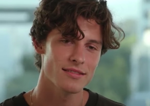 Shawn Mendes é flagrado com cantora em meio a rumores de affair