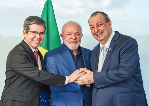 Omar Aziz participa de reunião estratégica com Lula e líderes do Congresso