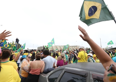 Alexandre de Moraes solta mais 52 presos por atos golpistas 