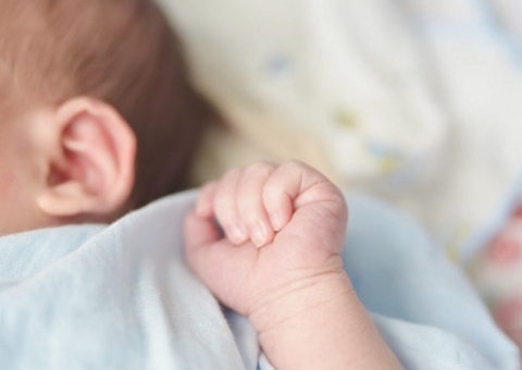 Mesmo com dúvida sobre ser pai biológico, se registrou a criança, homem deve pagar pensão