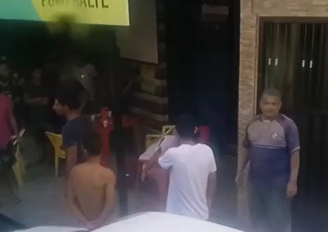 Homem sofre tentativa de homicídio enquanto assistia Flamengo x Vasco em bar de Manaus