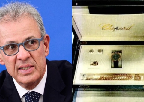 Receita vai intimar ex-ministro de Bolsonaro para explicar segundo pacote de joias