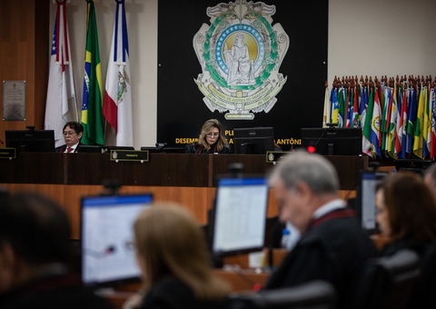 TJAM elege lista tríplice com nomes de advogados para vaga no TRE-AM