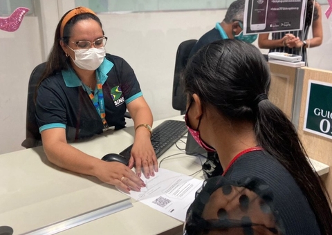 Dia da Mulher tem oficina de maquiagem e vagas de emprego em Manaus; confira