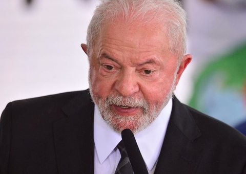 Lula ficou com 559 presentes que recebeu como presidente antes de regra