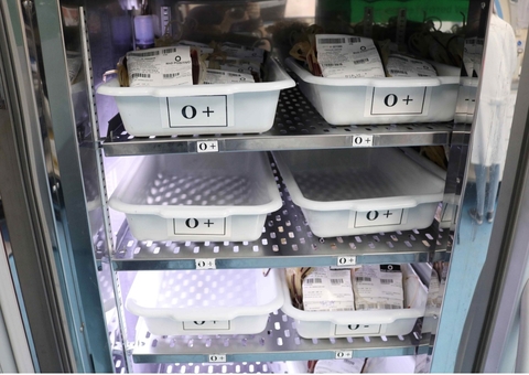 Hemoam faz apelo por doadores após estoque de sangue cair 50%