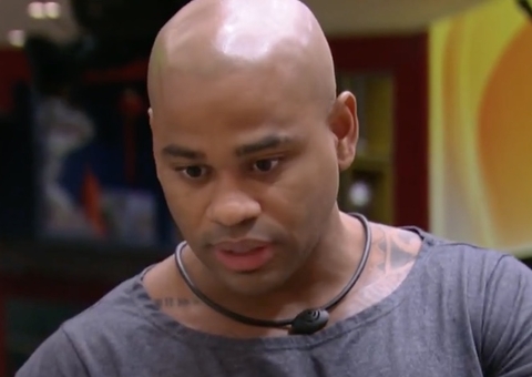 Cezar se desculpa por punição gravíssima e brother propõe acordo a Guimê 