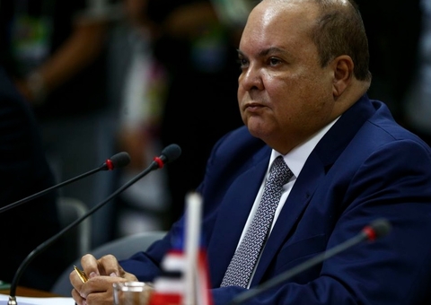 Moraes determina retorno imediato de Ibaneis ao cargo de governador do DF