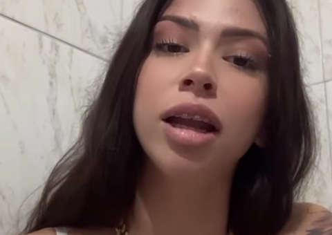 Em vídeo, MC Pipokinha diz que foi mal interpretada após polêmica com professores