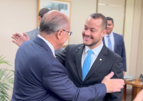 Adail Filho cobra de Alckmin apoio do governo federal à Zona Franca 