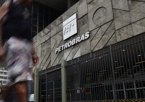 Prazo de inscrição em concurso da Petrobras encerra nesta sexta com salário de R$ 5,5 mil