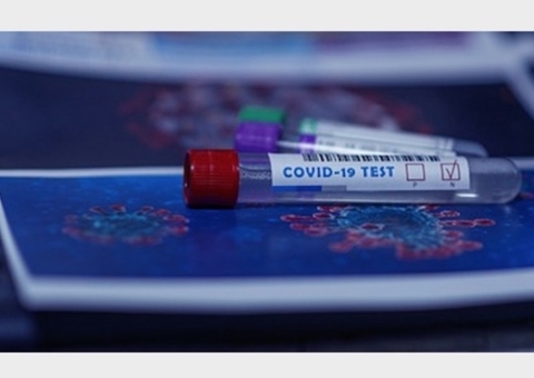 OMS pode reduzir o nível de alerta máximo para covid-19 ainda este ano