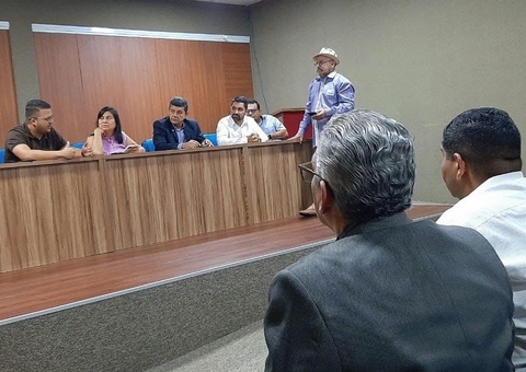 Aleam recebe denúncias de balsa parada e cobrança ilegal onde pontes caíram na BR-319