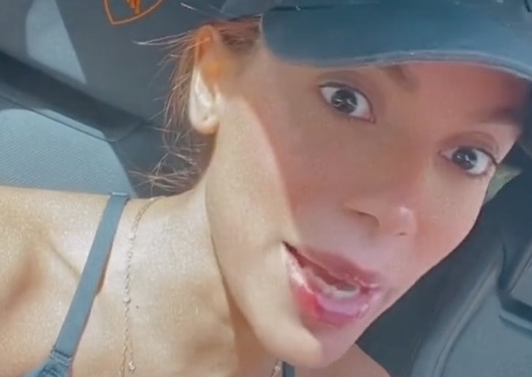 Anitta avisa que vai expulsar convidados que não cumprirem regras de sua festa de aniversário