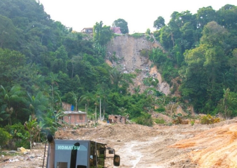 Ação em Manaus faz arrecadação para vítimas de deslizamento no Jorge Teixeira; saiba como ajudar
