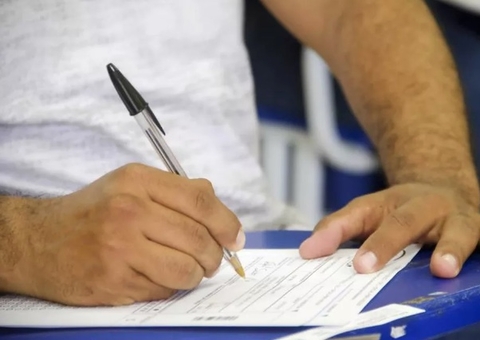 Prefeitura lança processo seletivo com salário de até R$ 4,8 mil no Amazonas