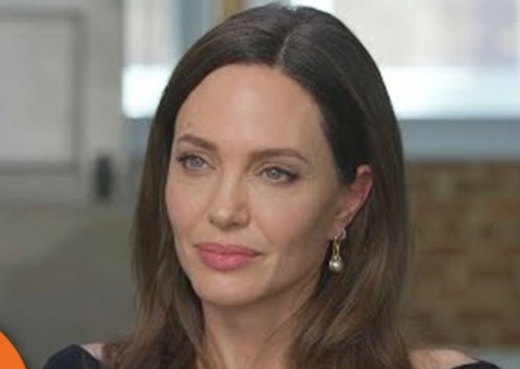 Novo affair? Angelina Jolie é clicada com bilionário ativista do meio ambiente