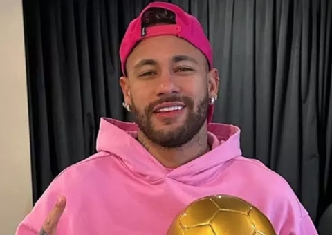 Twitter de Neymar é hackeado e invasor posta frases aleatórias 