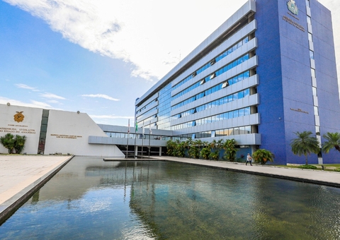 Projeto aumenta em 5,47% salário de servidores da Aleam