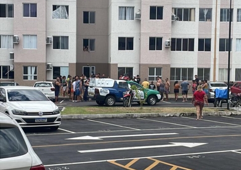 Dirigindo táxi, pistoleiro entra em condomínio e executa morador em Manaus