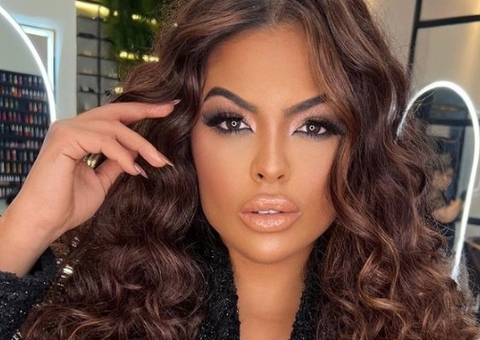 Ex-BBB Paula quer reverter procedimentos estéticos 