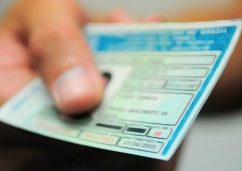 TST limita apreensão de CNH e bloqueio de cartão de endividados; entenda