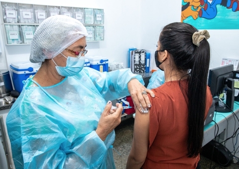 Nove pontos de vacinação contra a Covid-19 vão funcionar neste sábado em Manaus