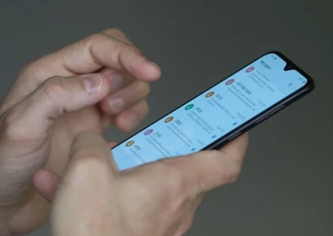 Disque 100 vai receber denúncia de ataque a escolas pelo WhatsApp