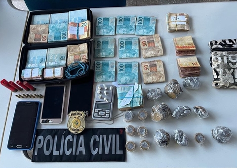 Homem é preso em flagrante com mais de R$ 22 mil e drogas no Amazonas