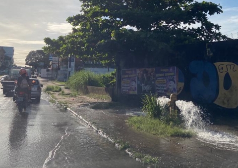 Águas de Manaus é notificada para explicar rompimento de tubulação nesta quarta