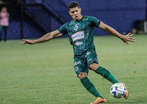 Meio-campista Gharib renova com o Manaus até o fim do Barezão 2024