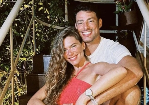 Cauã Reymond comenta fim do casamento com Mariana Goldfarb