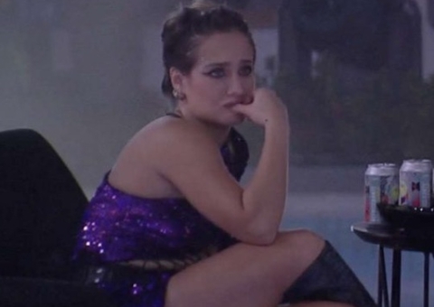 Bruna se irrita com fotos expostas durante festa no BBB23 