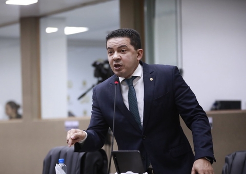 TRE-AM manda deputado Péricles devolver R$ 21,7 mil aos cofres públicos