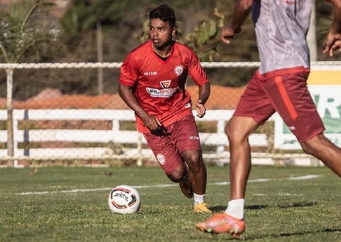 Renatinho aparece no BID para disputa do Brasileirão Série C com o Amazonas