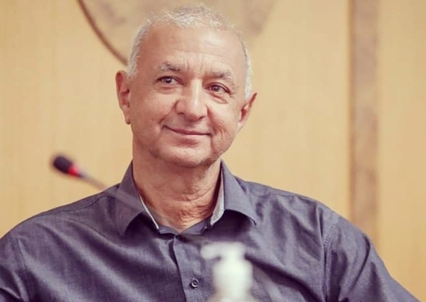 Prefeito casado com adolescente de 16 anos já foi preso pela PF e investigado por nepotismo