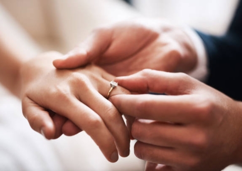 Em média 8 menores de idade se casam por dia no Brasil