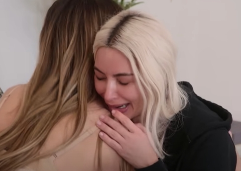 Kim Kardashian chora ao falar de divórcio de Kanye no trailer da 3ª temporada de ‘The Kardashians'; assista