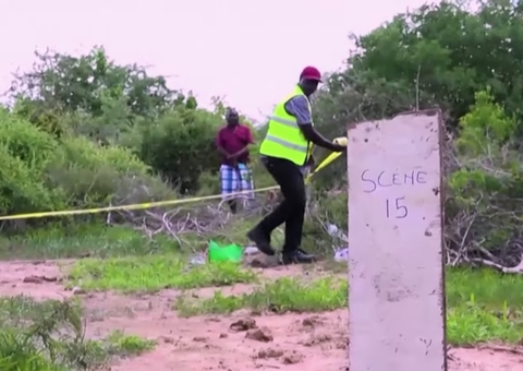 Autópsias apontam que crianças vítimas da seita do jejum morreram de fome e asfixiadas