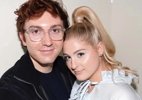 Meghan Trainor dá detalhes de dor no sexo por causa de vaginismo e pênis grande do marido: 'aperto'