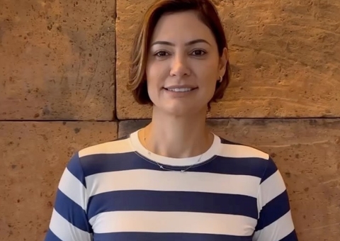 'Na minha casa, apenas eu fui vacinada', diz Michelle Bolsonaro sobre operação da PF