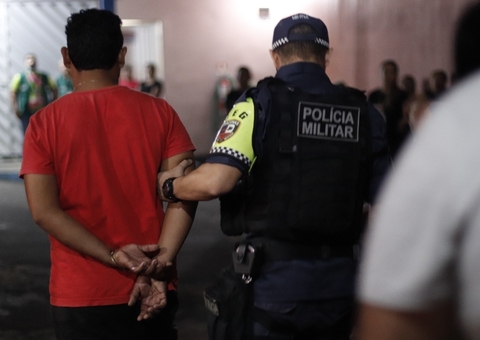 Homem é preso ao ser flagrado com adolescente de 15 anos em pousada em Manaus