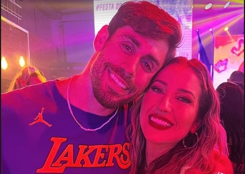 Ex-bbbs Amanda e Cara de Sapato fazem tatuagem juntos 