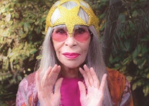 Rita Lee já sabia o epitáfio que queria em sua lápide depois que morresse