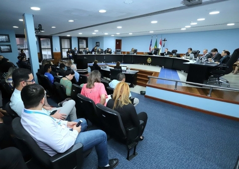  TCE-AM indefere recurso de concursado que tentou tomar posse sem vacinação contra Covid-19